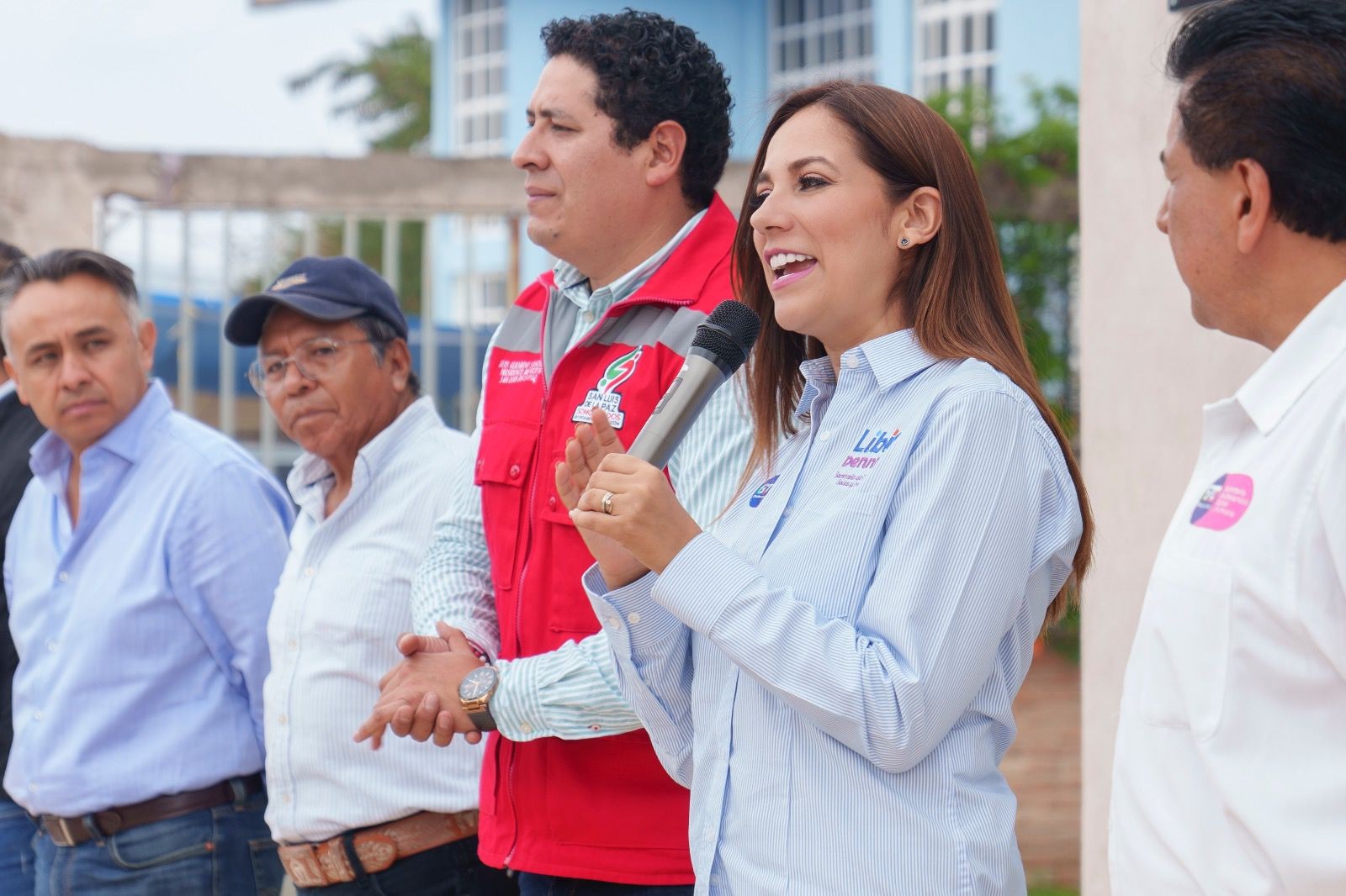 Entrega Libia obras de infraestructura en San Luis de la Paz