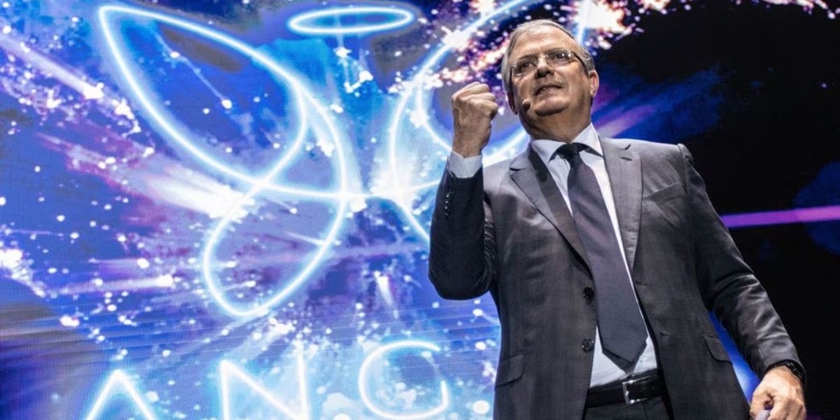 Ebrard promete en su visita construir el Guanajuato más seguro de la historia