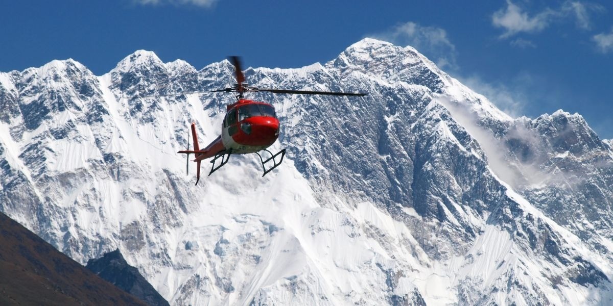 Mueren 5 mexicanos en caída de helicóptero cerca del Everest