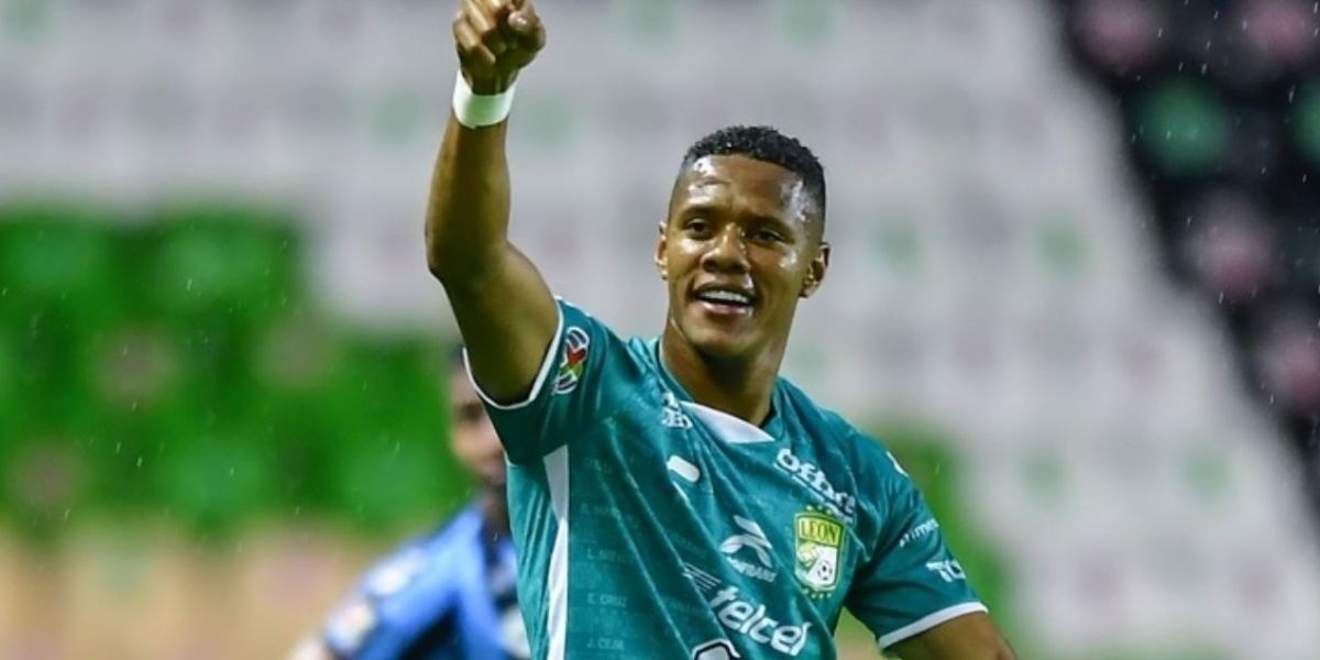 Yairo Moreno se despide del León