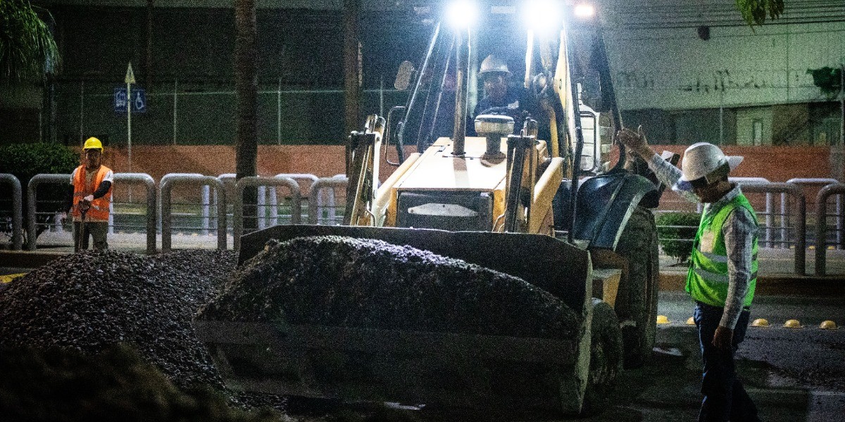 Implementa SAPAL horarios nocturnos en obras