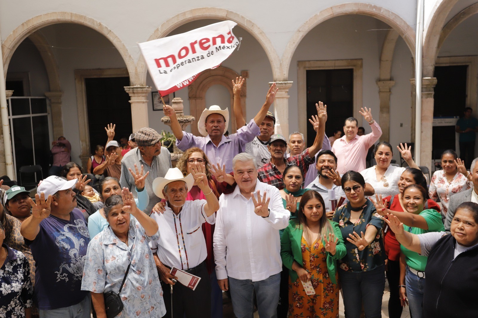 Realiza Ernesto Prieto gira por el noreste de Guanajuato