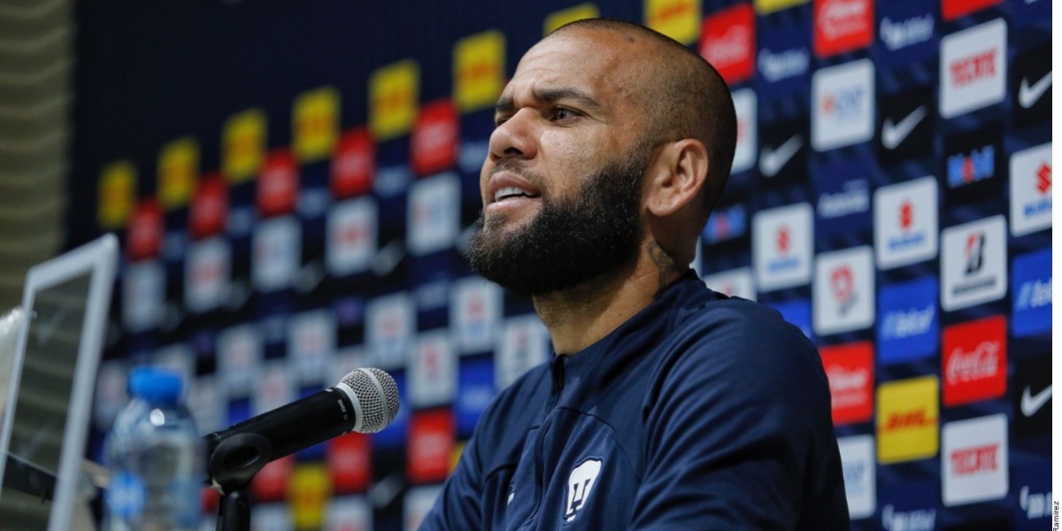 Captan a Dani Alves declarando sobre caso de agresión sexual