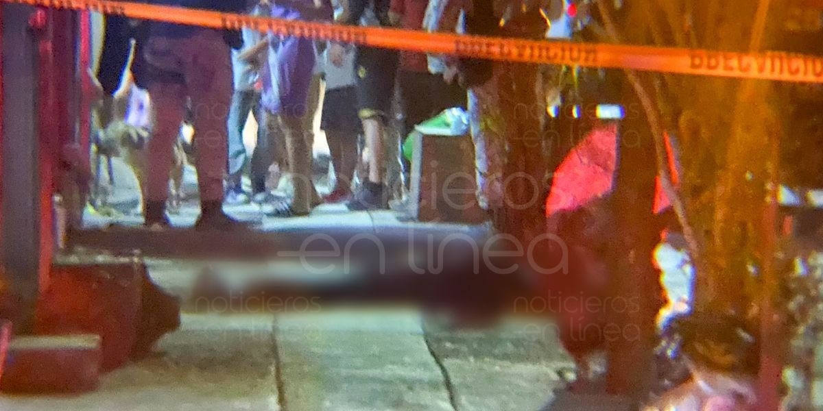 Matan a dos y balean a mujer que cargaba a un bebé en Lomas de la Piscina