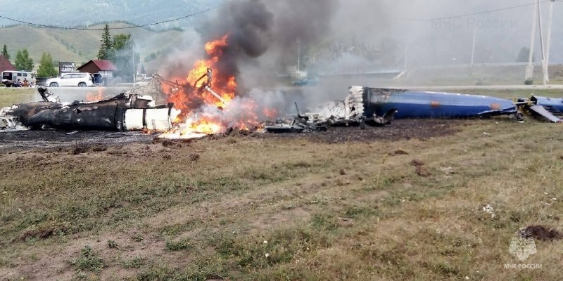 Cuatro muertos y 10 heridos tras caída de helicóptero en Siberia