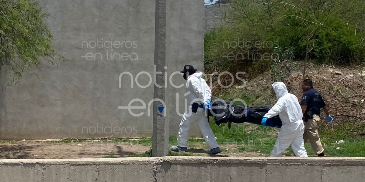 Encuentran cuerpo embolsado en Arroyo Hondo
