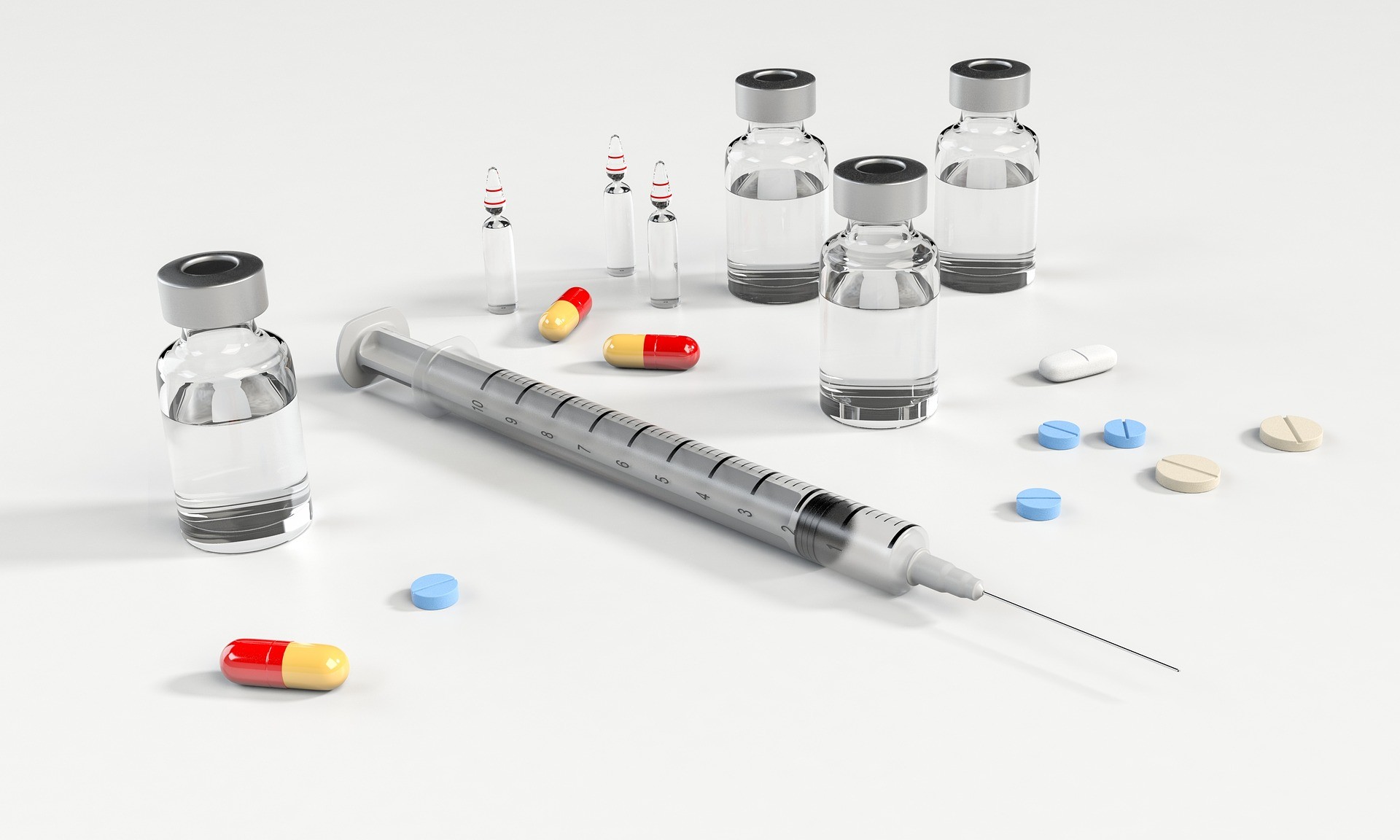 Van por 'superfarmacia' con 'todas las medicinas del mundo'
