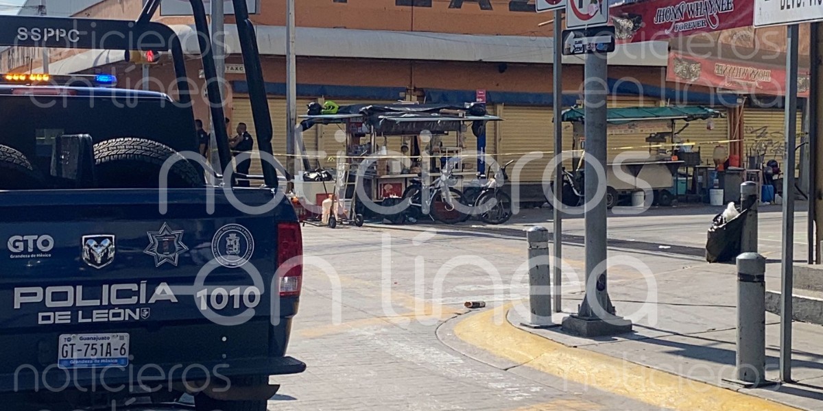 Ataque a pareja en la Central de Autobuses de León deja a uno sin vida
