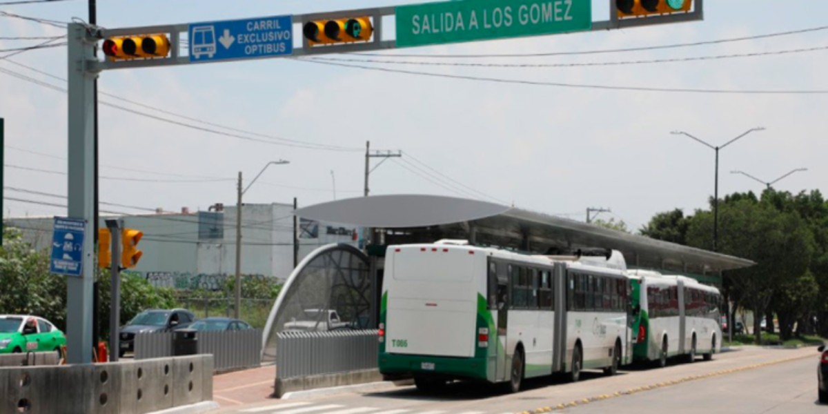 Movilidad libera avenidas convertidas en estacionamientos en León