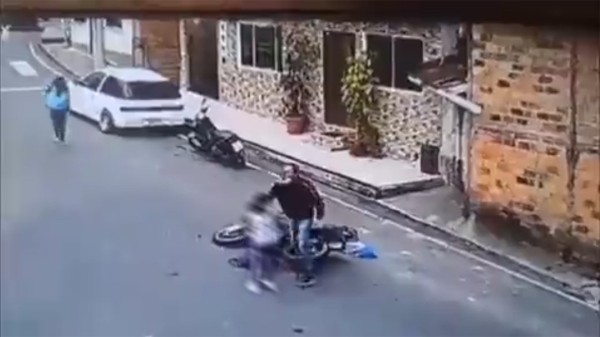Impactante: niña de 11 años pierde brazo en trágico accidente de moto