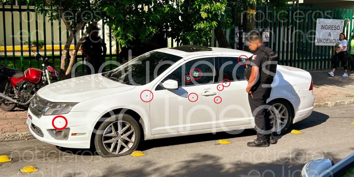 Atacan a balazos a dos hombres en El Retiro; capturan a los agresores