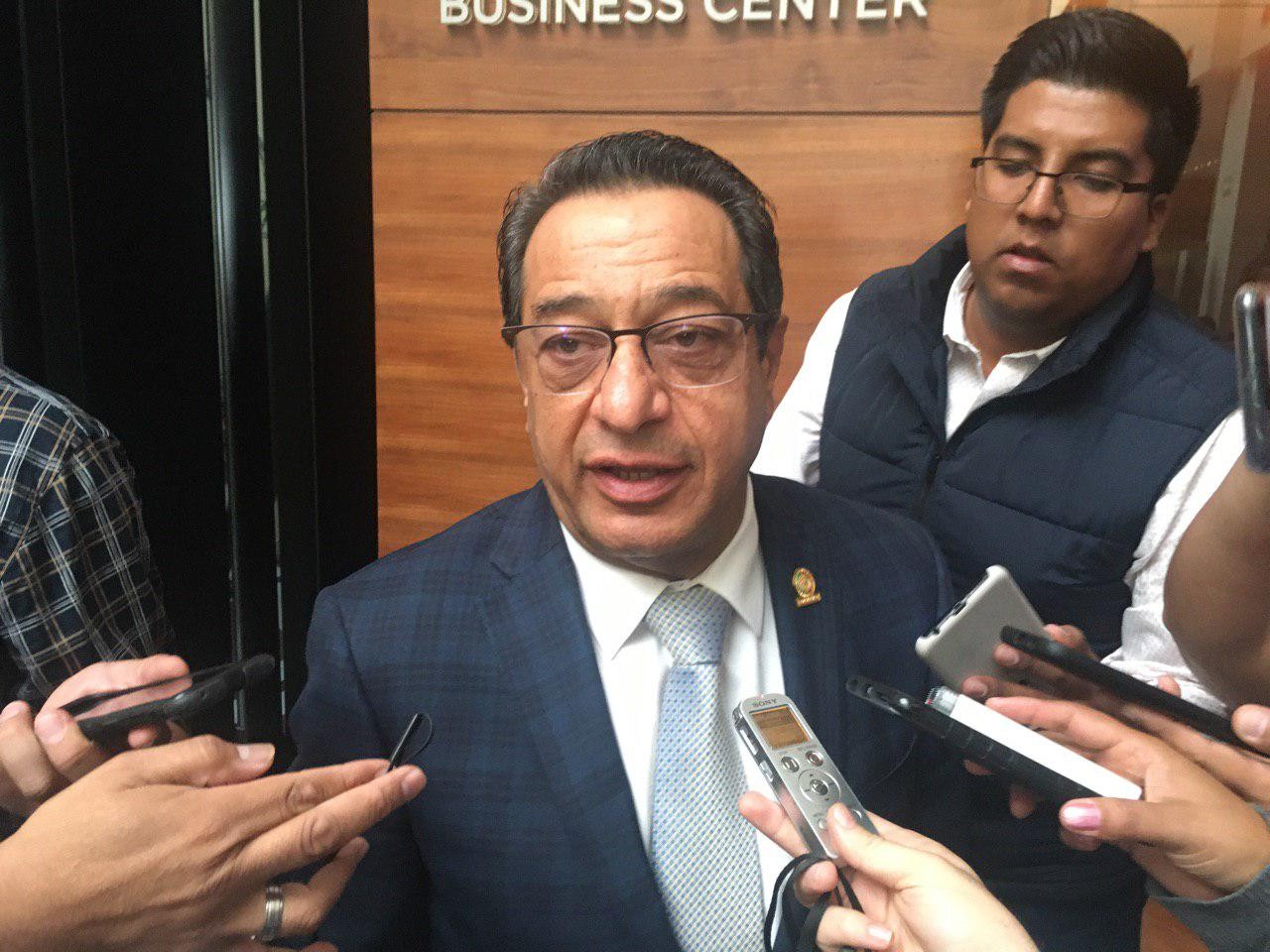 Alza la mano Miguel Salim para ser senador en el 2024