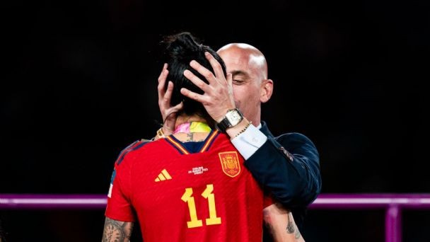 Jennifer Hermoso denuncia a Luis Rubiales por beso en Final del Mundial