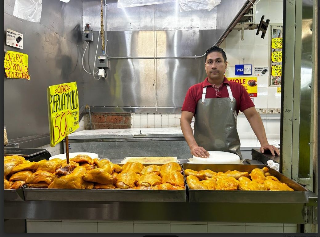 Esperan incremento en ventas de pollo por fiestas patrias