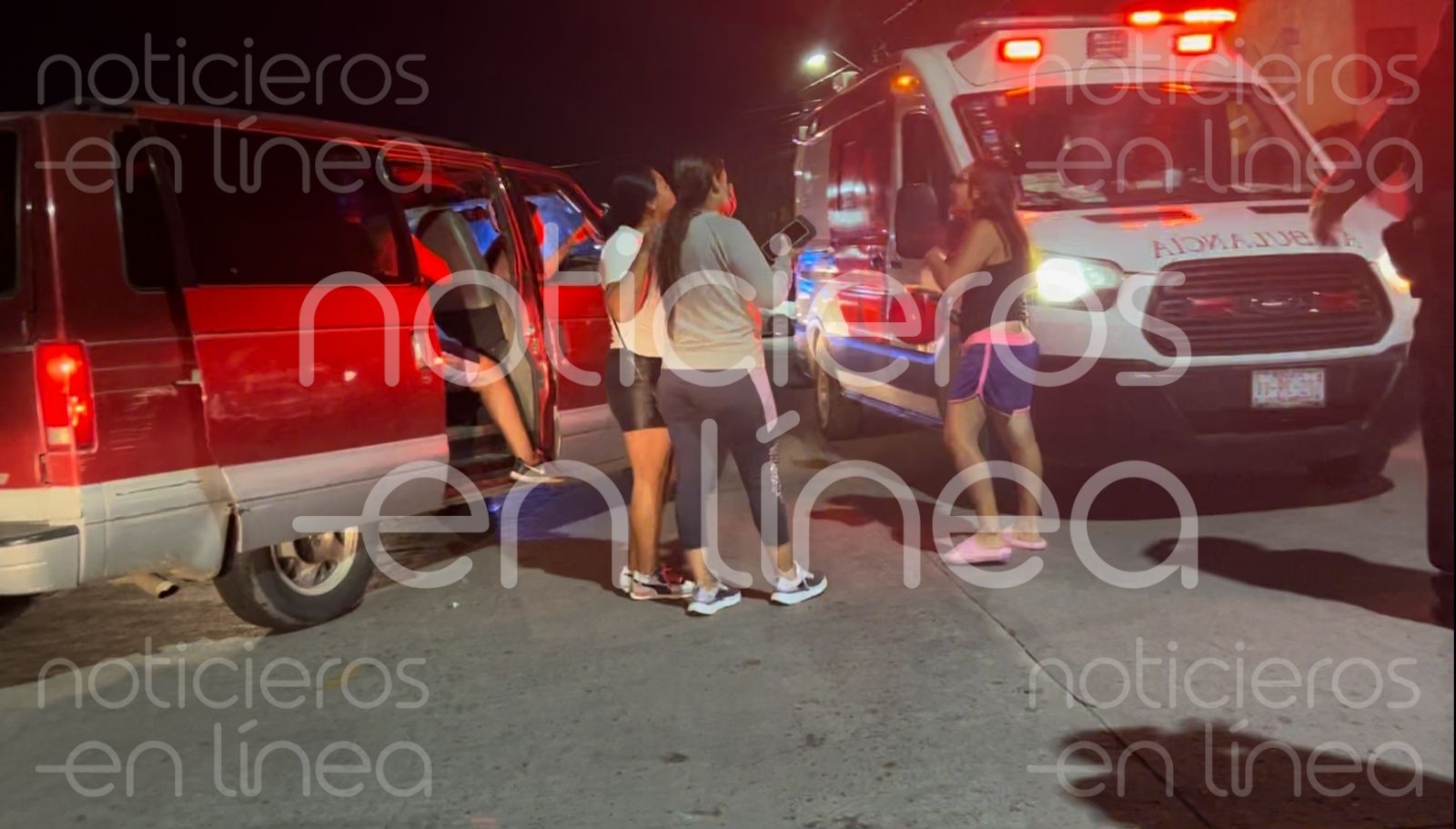 Balean a dos frente a Estación de Policía en Los Ángeles