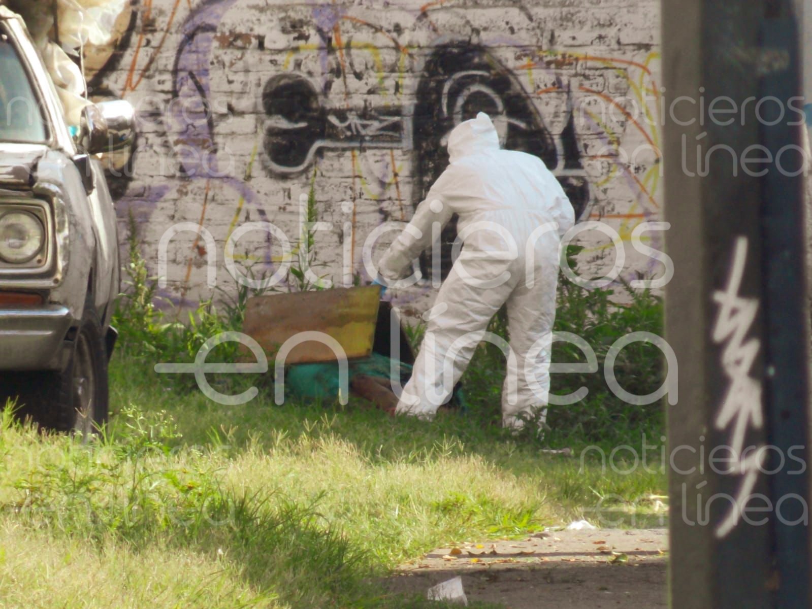 Hallan restos humanos frente al Panteón de San Nicolás, León