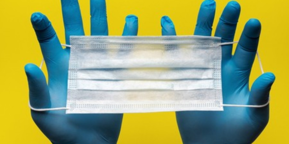 Pide Alejandro Macías retomar uso de cubrebocas; “no necesitan obligarnos”