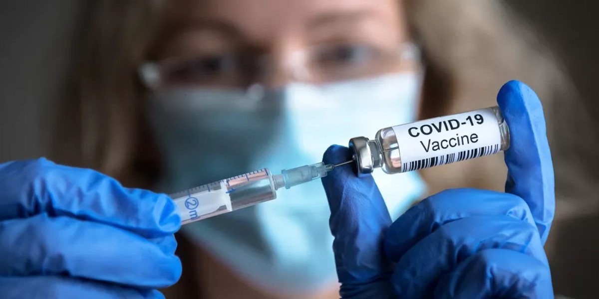 Requisitos rigurosos para farmacéuticas que vendan vacunas covid