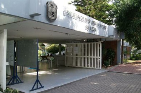 Suspenden clases en Prepa Oficial de León por plaga de chinches