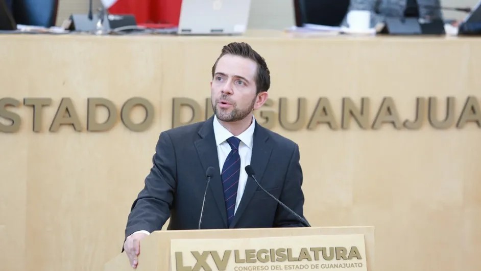 Víctor Zanella anuncia el fin de la indexación a la tarifa de agua potable
