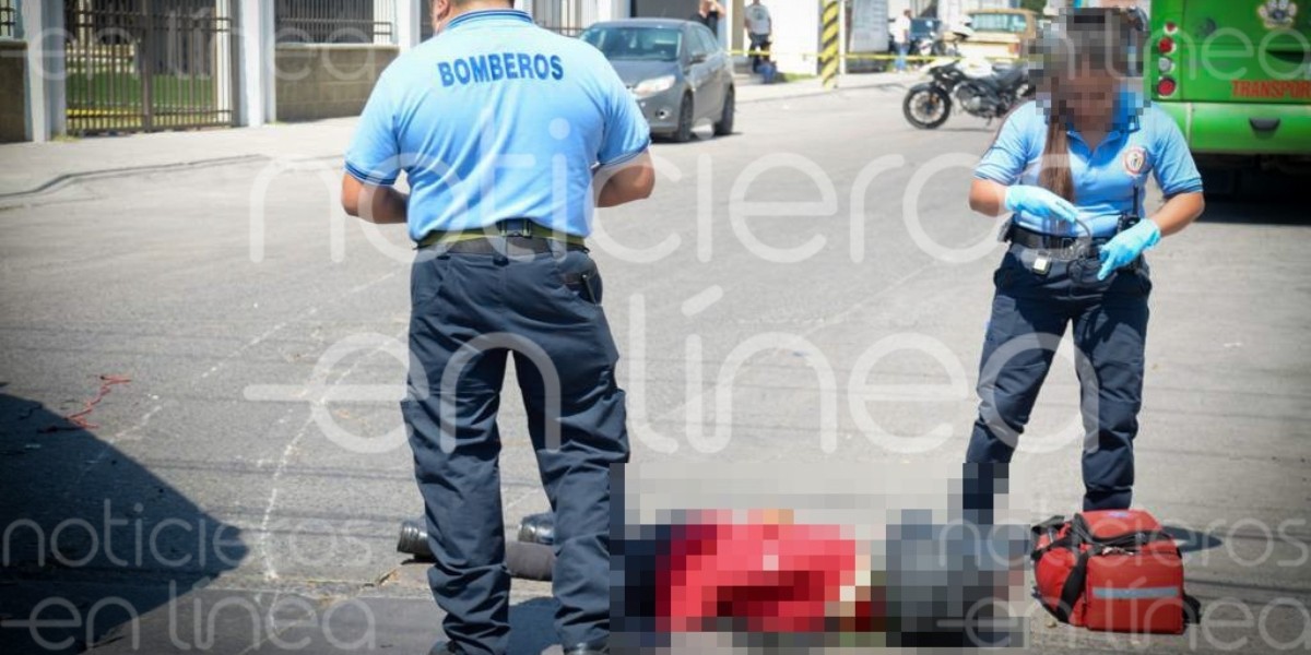 Accidente en El Peluchan deja a motociclista sin vida