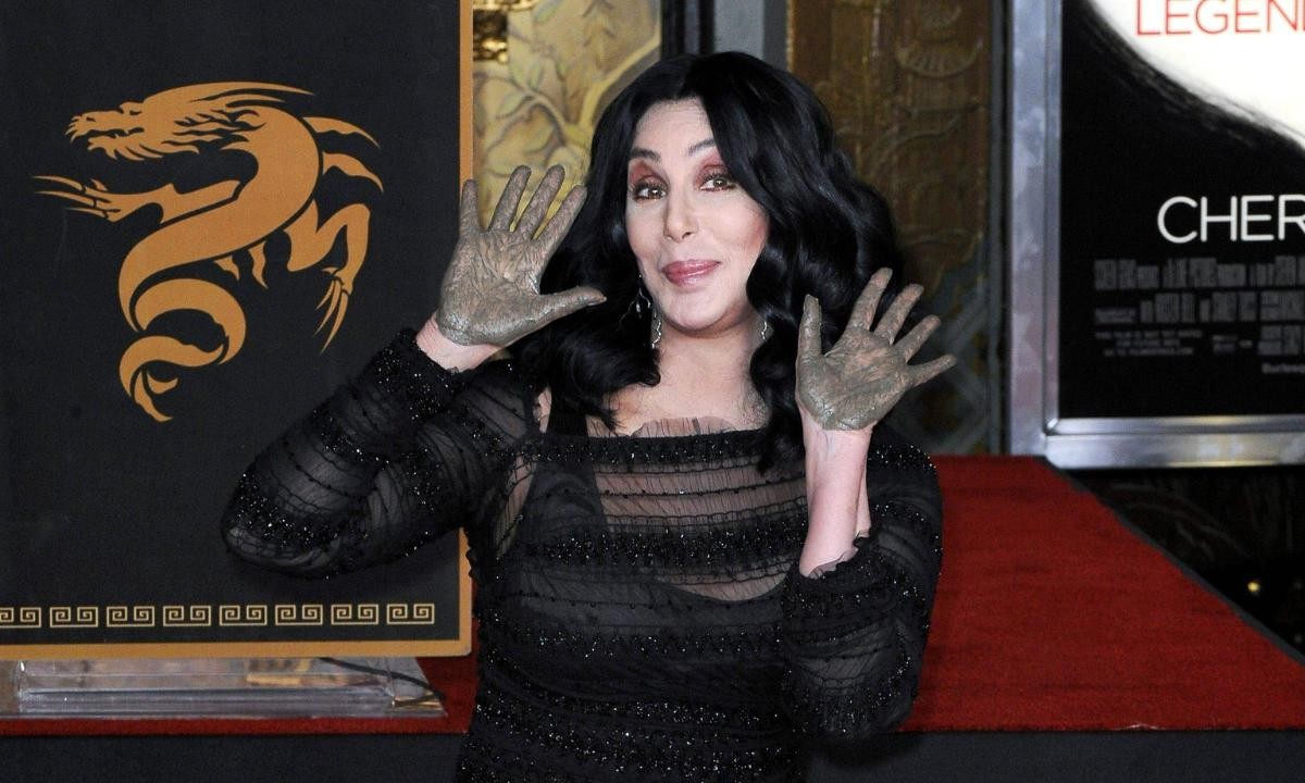 Cher acusada de secuestrar a su hijo, Elijah Allman