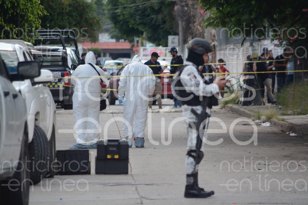 Ataque armado en tianguis de Jardines de San Pedro deja 2 muertos