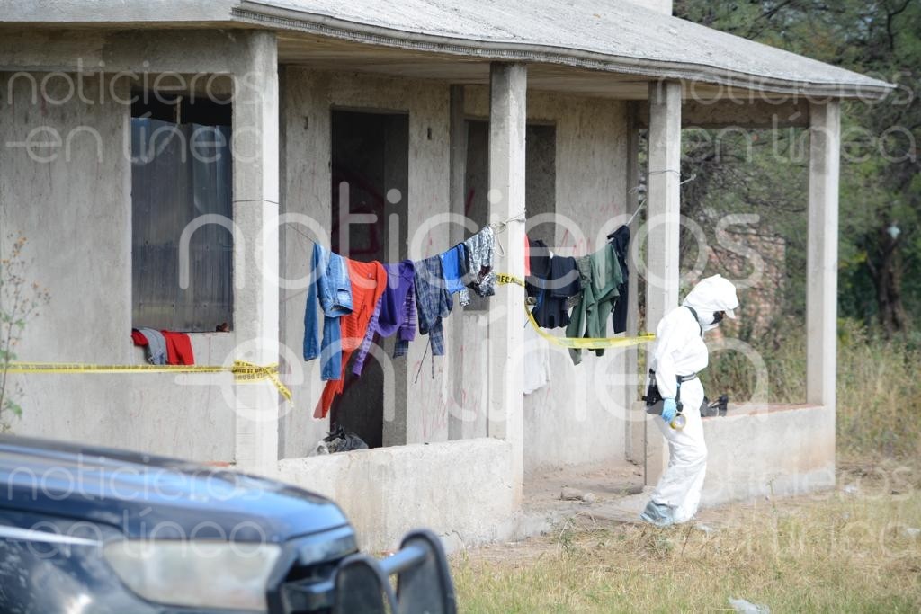 Hallan a hombre sin vida en finca abandonada en Lomas de la Loza