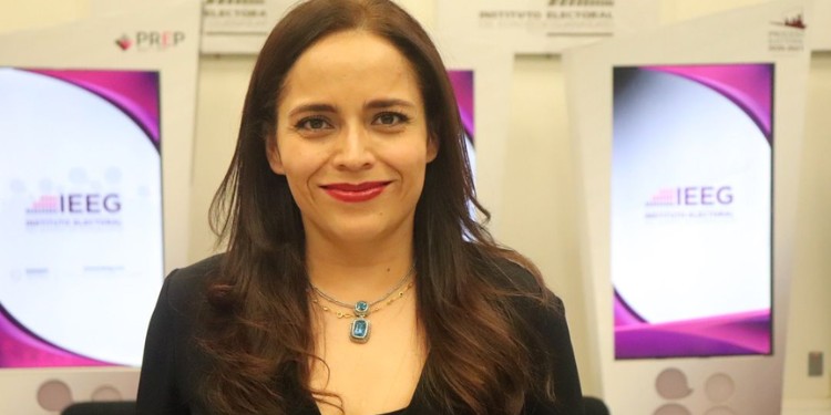 Cuestionan partidos “totalitarismo” de presidenta del IEEG
