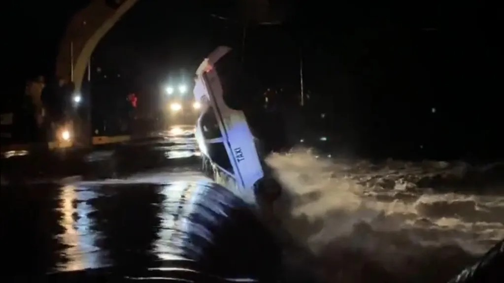 Muere taxista en Sinaloa por depresión tropical 'Norma'