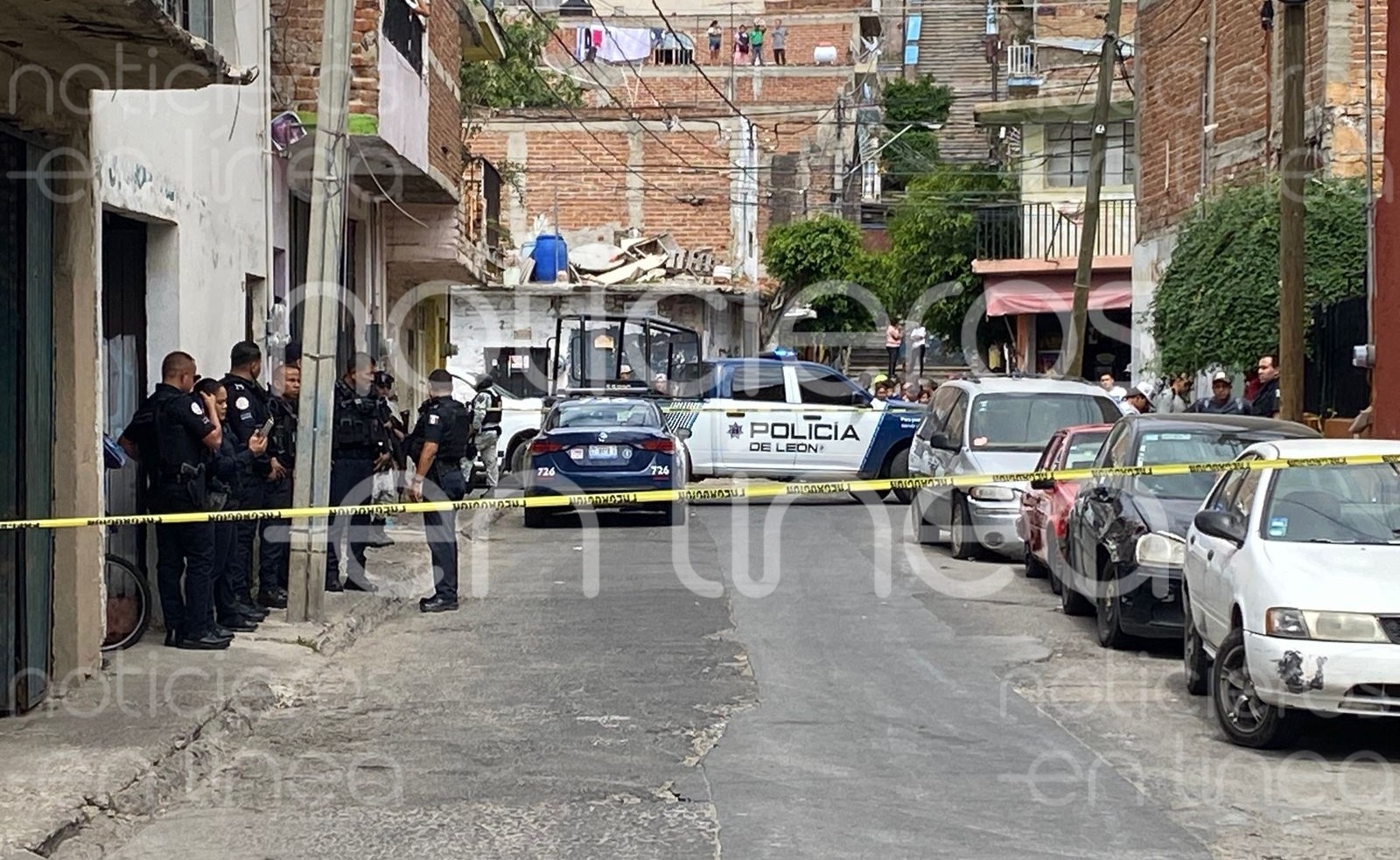 Rafaguean casa en la colonia Obregón y dejan un muerto