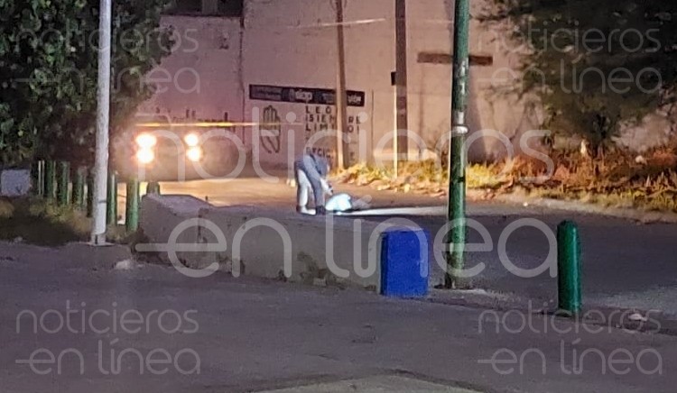 Asesinan a mujer en Cerrito de Jerez; agresores huyen en moto