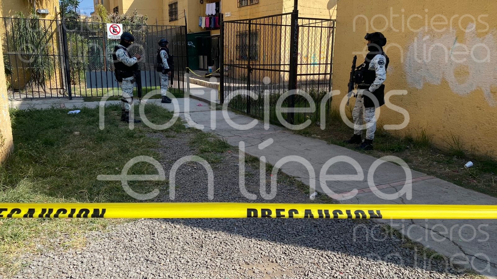 Tras presunta discusión, asesinan a hombre en la Buenos Aires; hay otro herido