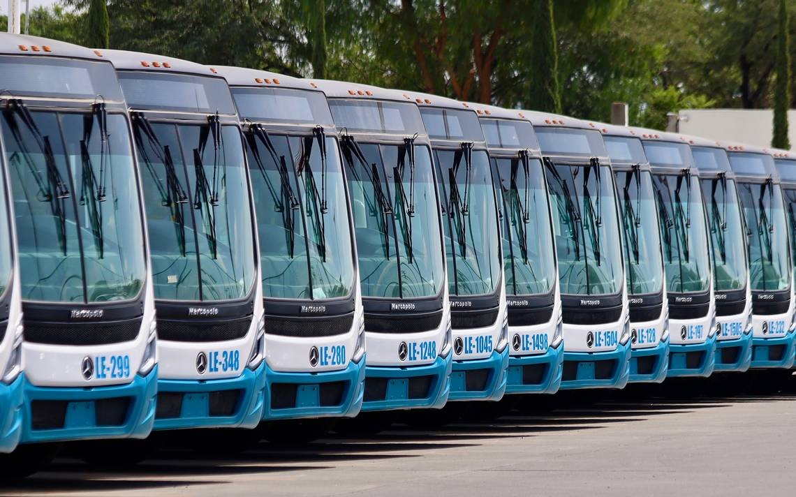 Usuarios denuncian a operador del SIT por manejar en malas condiciones