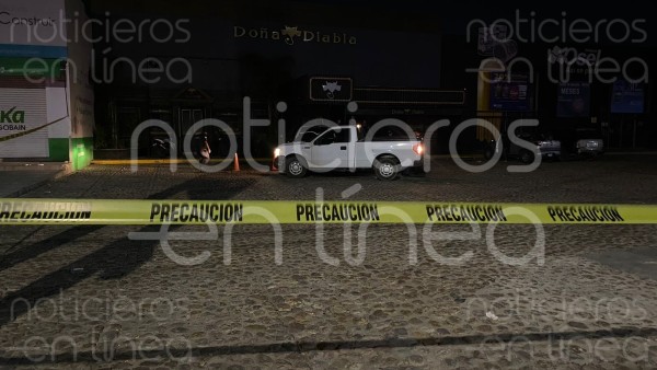 Un muerto y un lesionado tras ataque armado afuera de un bar en León