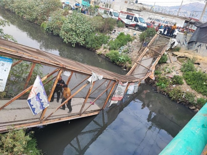 Cae puente entre Neza y Chimalhuacán; hay 13 heridos