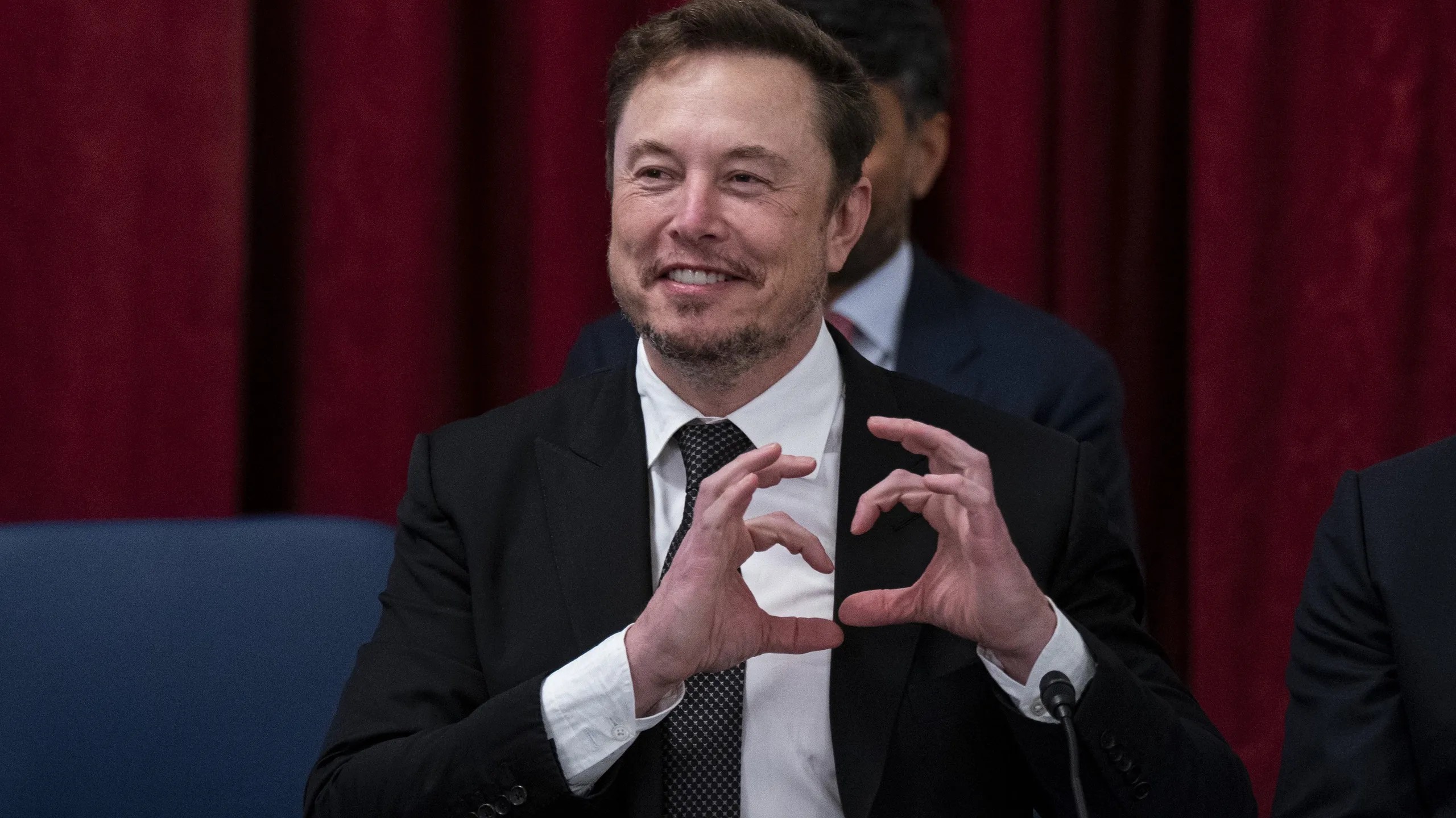Elon Musk planea convertir Twitter en una app de citas