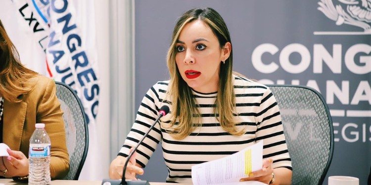 Yulma Rocha podría perder su puesto en varias comisiones tras su renuncia al PRI