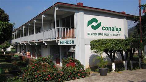 Investigan presunta intoxicación en Conalep de Tampico