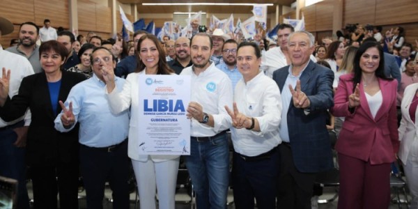 Libia Dennise se registra como precandidata del PAN a la gubernatura de Guanajuato