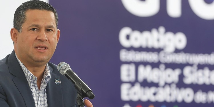 PAN Guanajuato no debe ser soberbio y considerar una coalición: Diego Sinhue