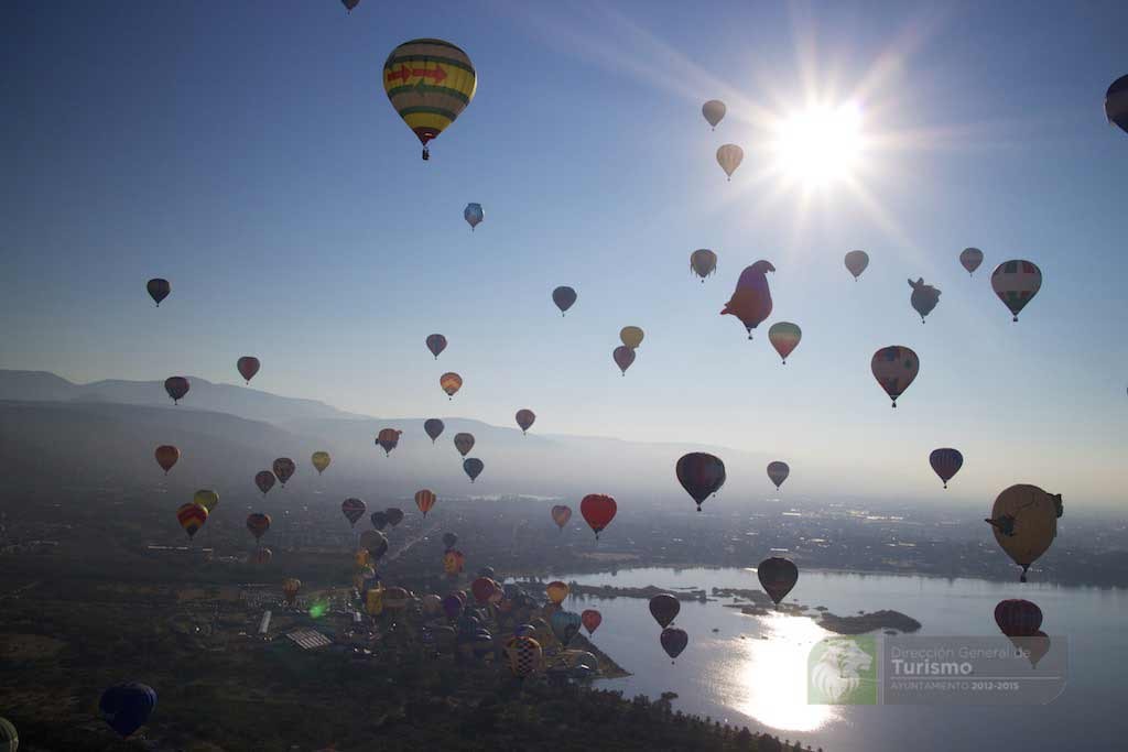Autorizan 7 estacionamientos temporales para el FIG en León