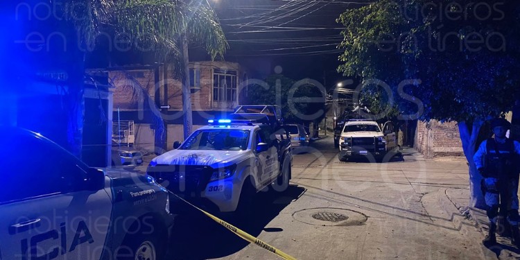 Balean a hombre en el interior de una casa de la colonia Santa Cecilia