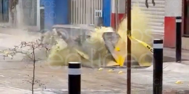 Explosión de transformador subterráneo en San Pancho provoca pánico