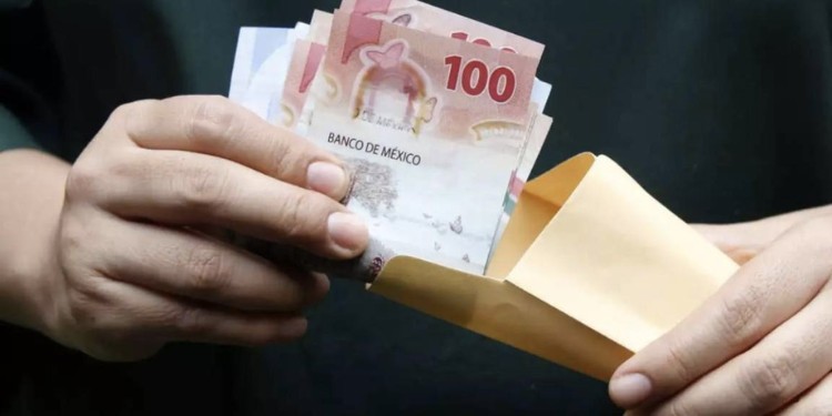 Empresarios guanajuatenses a favor del incremento al salario mínimo