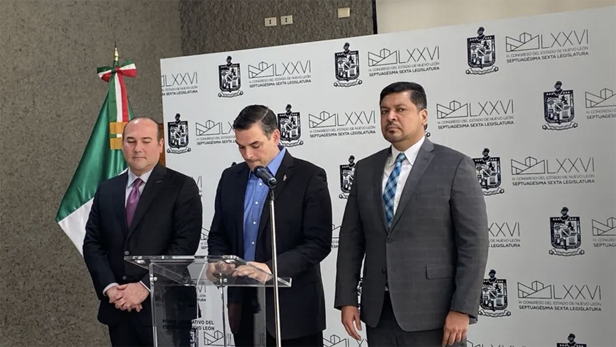Regresa Samuel García a la gubernatura de Nuevo León