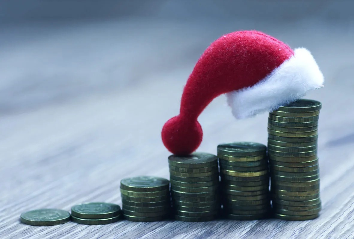 ¿Cuánto gastan en promedio los mexicanos en los obsequios navideños?