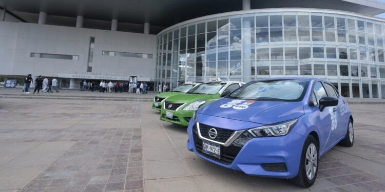 Incorporación de taxistas a ‘Sigo GTO’ es poca; piden operativos contra irregulares