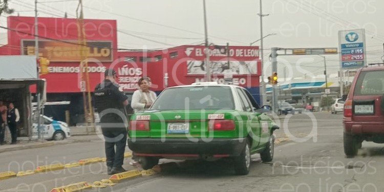 Taxista pierde la vida de un infarto en zona Centro de León