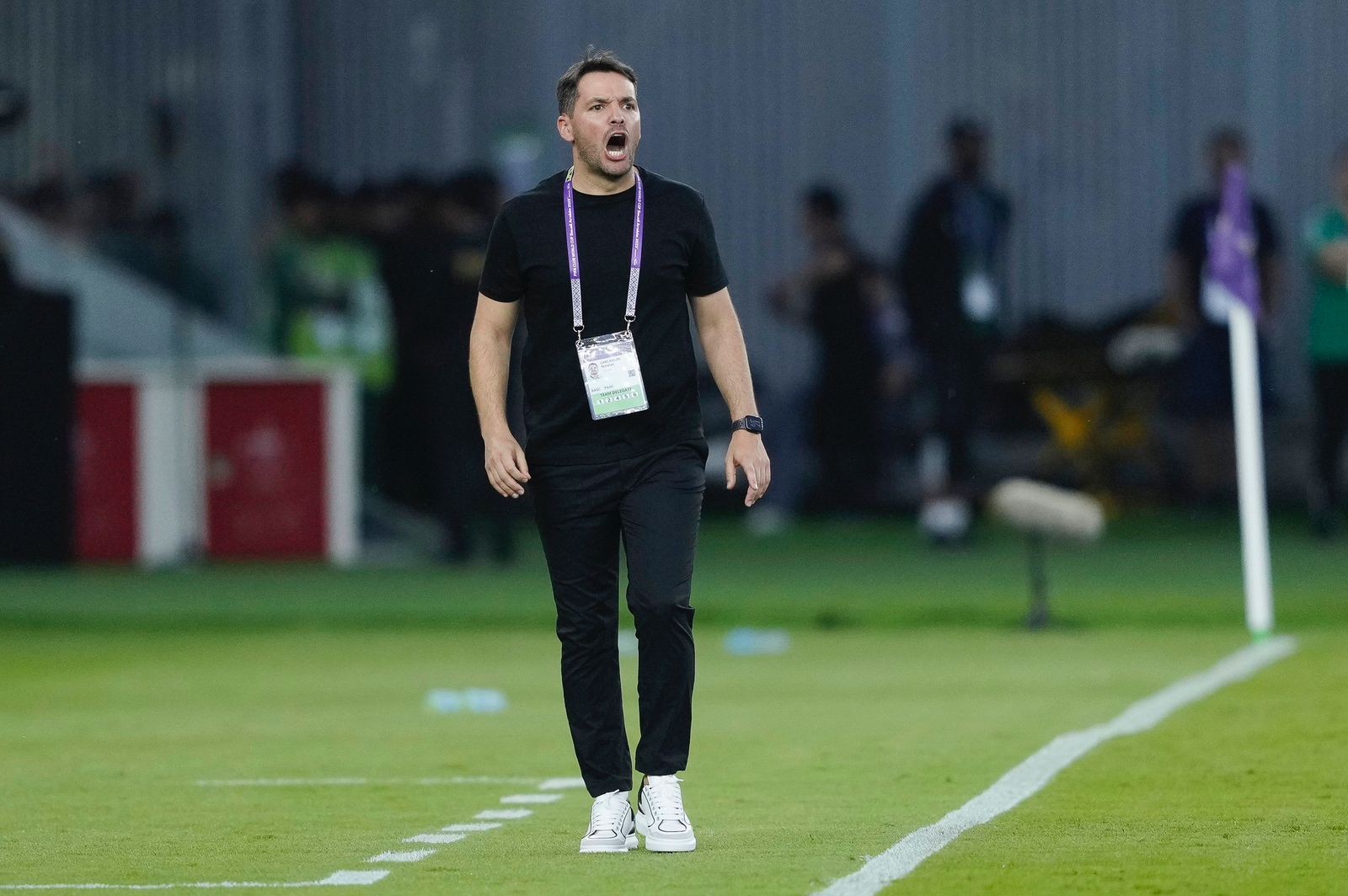 OFICIAL: Nicolás Larcamón queda fuera del Club León